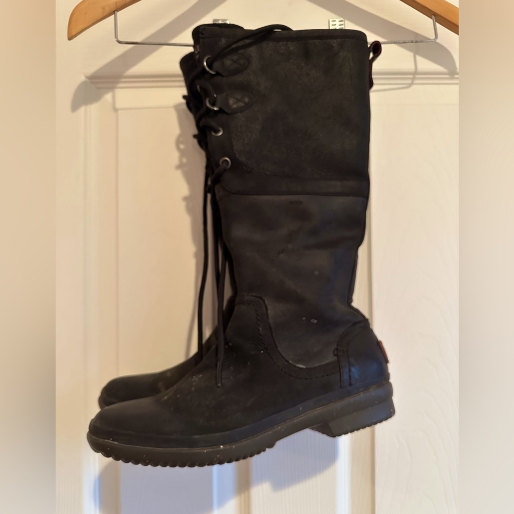 UGG Waterproof Womens Elvia Gray Black Leather Lace Up Mid Calf Boots Size 7.5